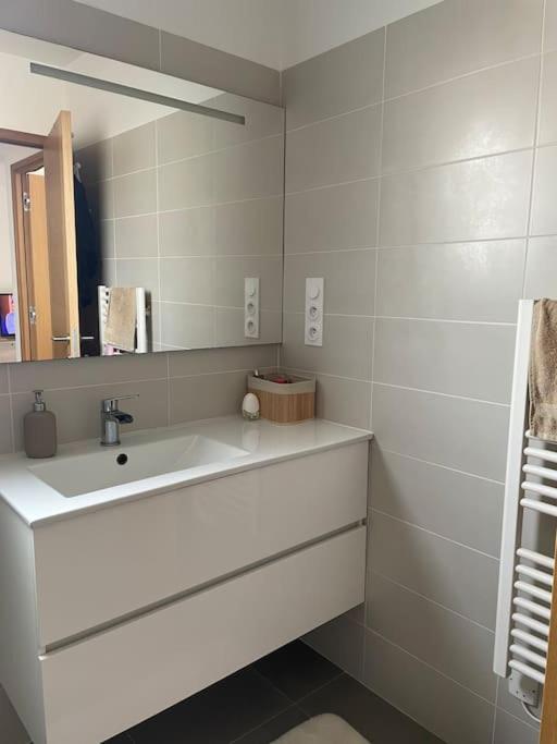 Appartement T2 Avec Jardin Lucciana (Corsica) Exterior foto
